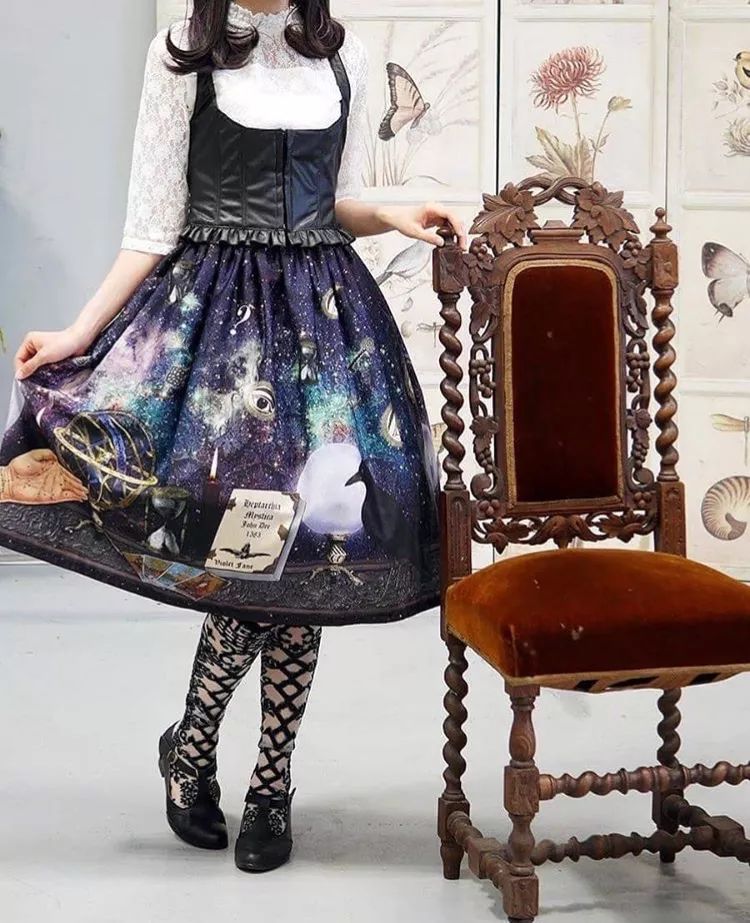 洛丽塔复古宫廷风轻洋装,紫红色洛丽塔洋装