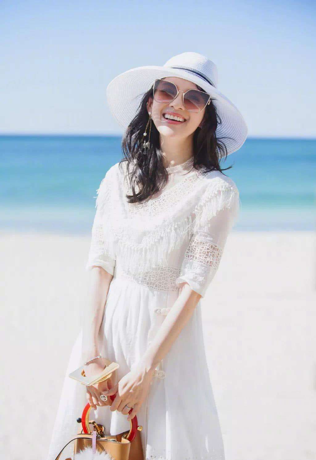 最美公交车老太太图片,最美公交老太太