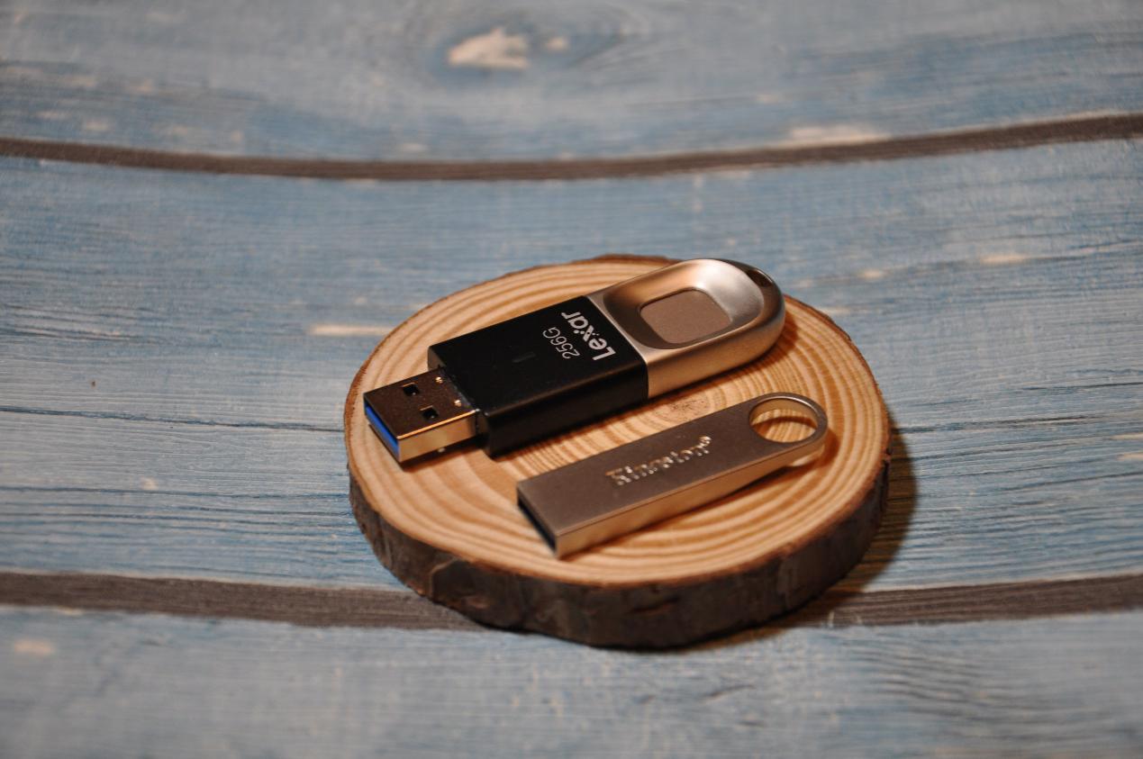 指纹加密固态u盘怎么输入指纹,指纹加密u盘可防拷贝吗