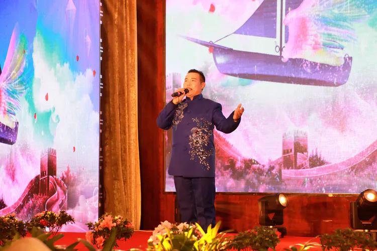 仁爱以柔克刚,仁爱传递