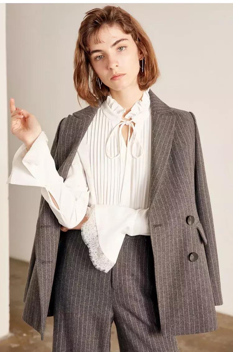 女律师正装应该穿什么,女律师怎么穿衣服