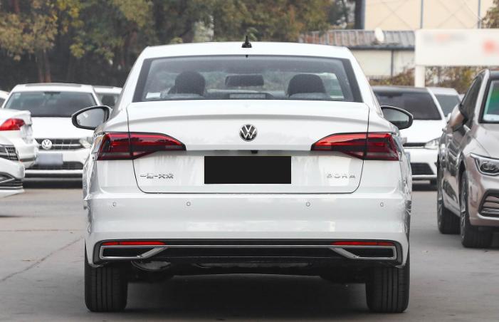 喜欢宝来的怎么选,喜欢手动挡的车