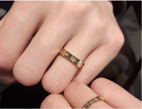高圆圆同款戒指是什么牌子,高圆圆赵又廷同款对戒