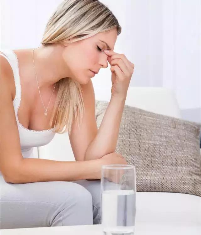 刚知道怀孕什么反应都没有正常吗,刚刚怀孕都不知道有什么反应