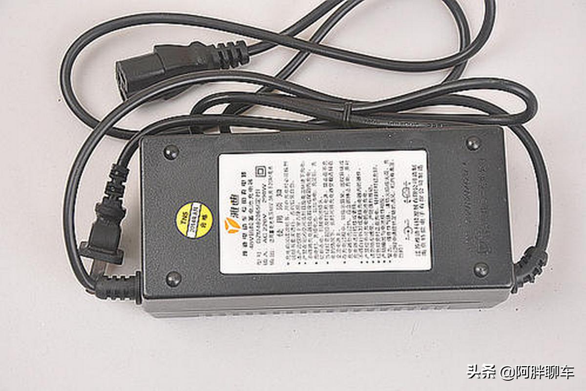 电动车充电什么行为最伤电池,电动车最伤电池的行为