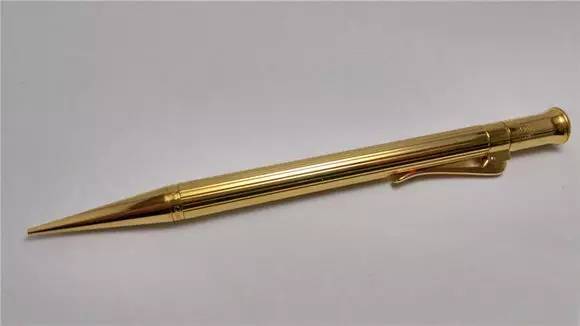 为什么自己买不上去新鲜的画材,廉价画材