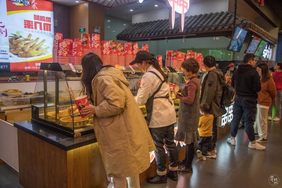 日销5万的串串店,日营业额1000的串串店