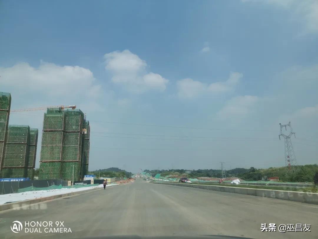 天不怕地不怕就怕潮汕人说普通话,千不怕万不怕就怕四川人讲普通话