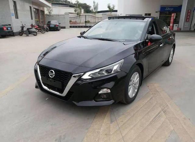 日产2021天籁车主提车,日产天籁车主黑色提车视频