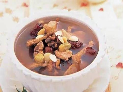 入秋了有一点咳嗽吃什么好得快,嗓子干燥疼痛后咳嗽是什么阶段