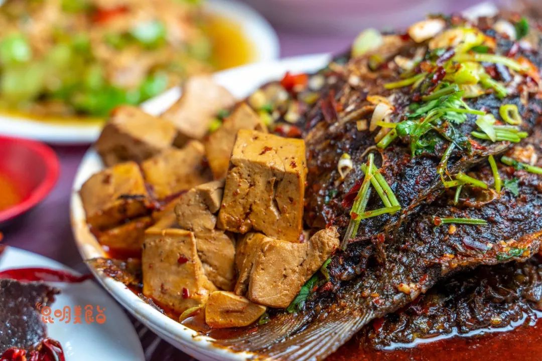 昆明必须知道的高端饭店,昆明市比较出名的饭店