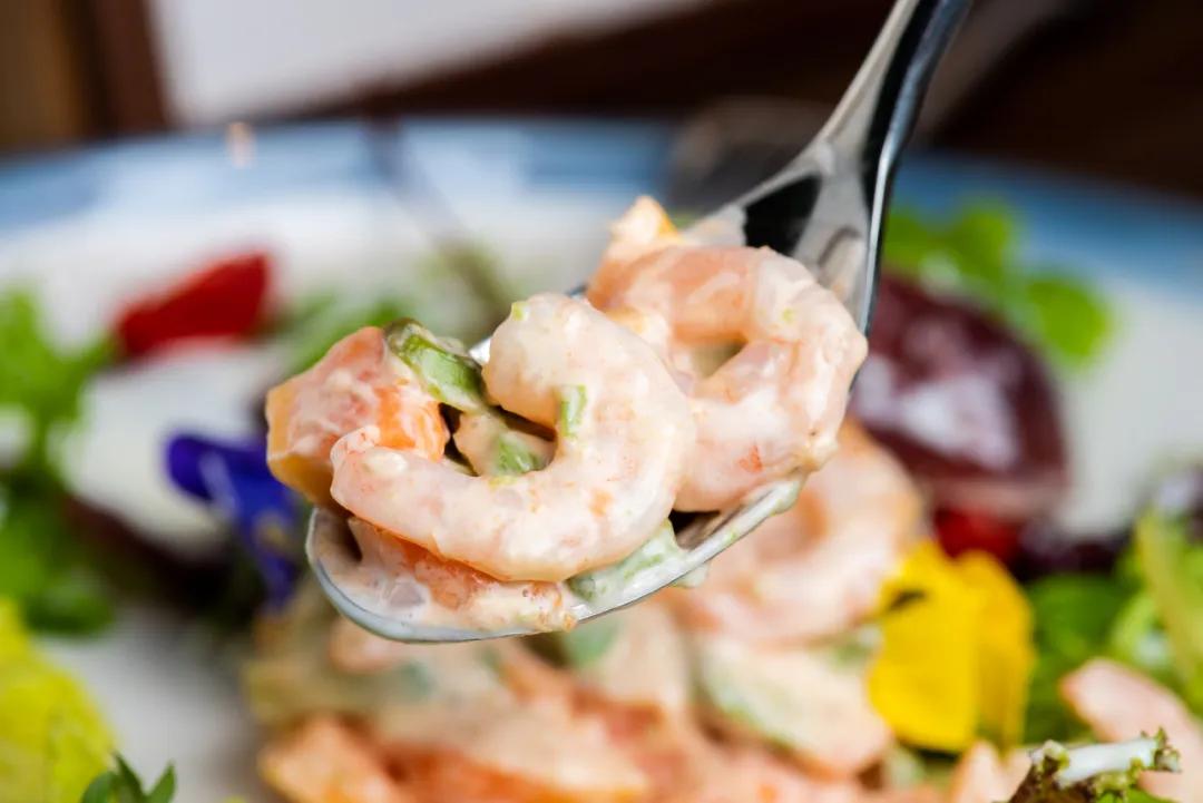 之心城这家餐厅堪称“西餐界CHANEL”，小姐姐们都抢着去