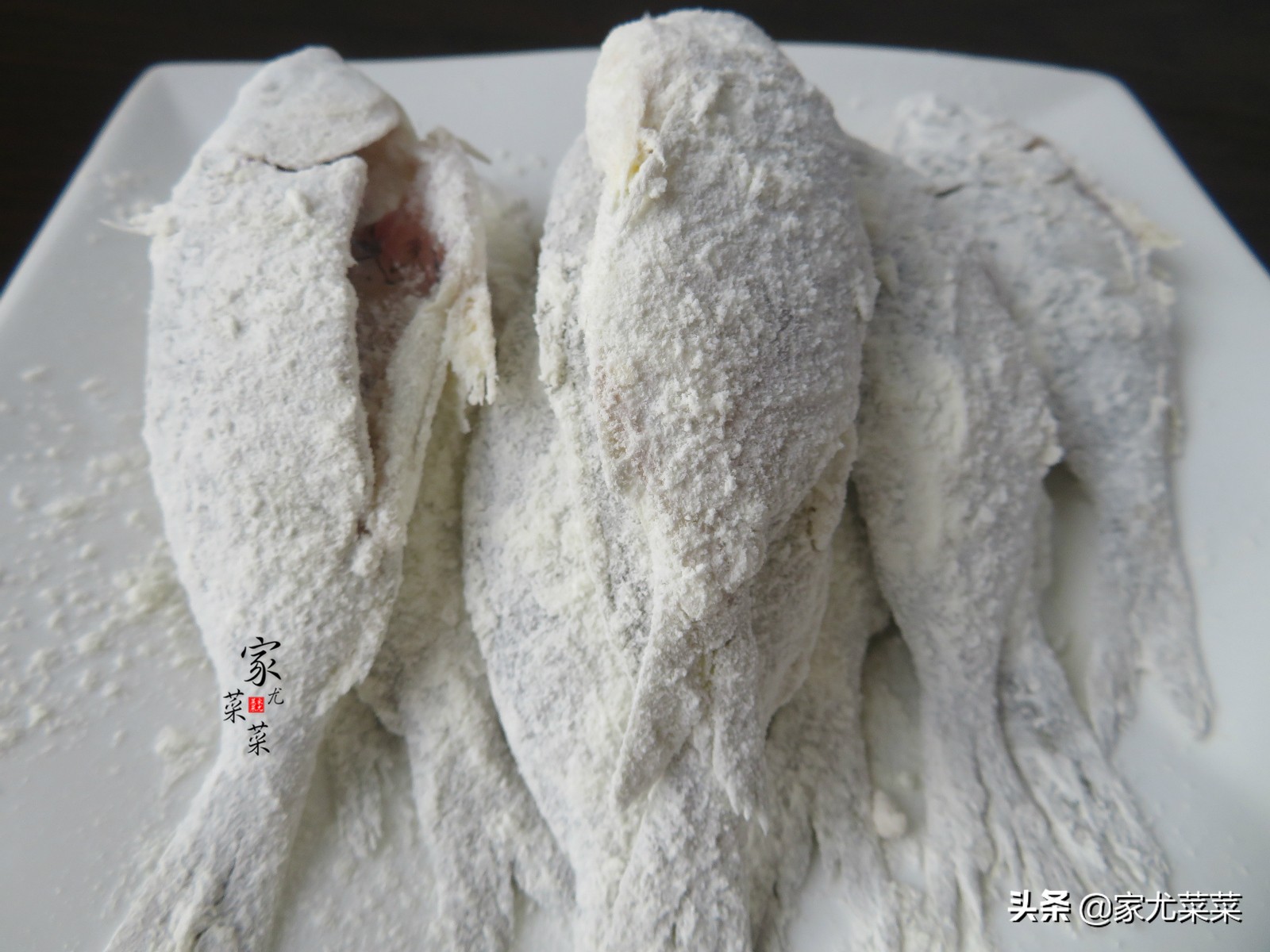 煎鱼不粘锅不破皮的2个技巧,怎样煎鱼不粘锅不破皮用什么办法