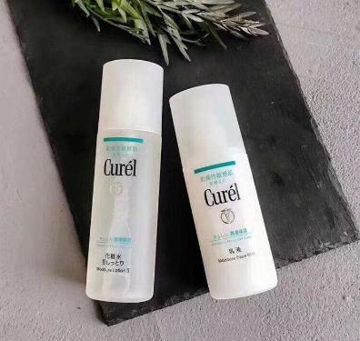 水乳推荐学生党ahc,珂润水乳适合敏感肌