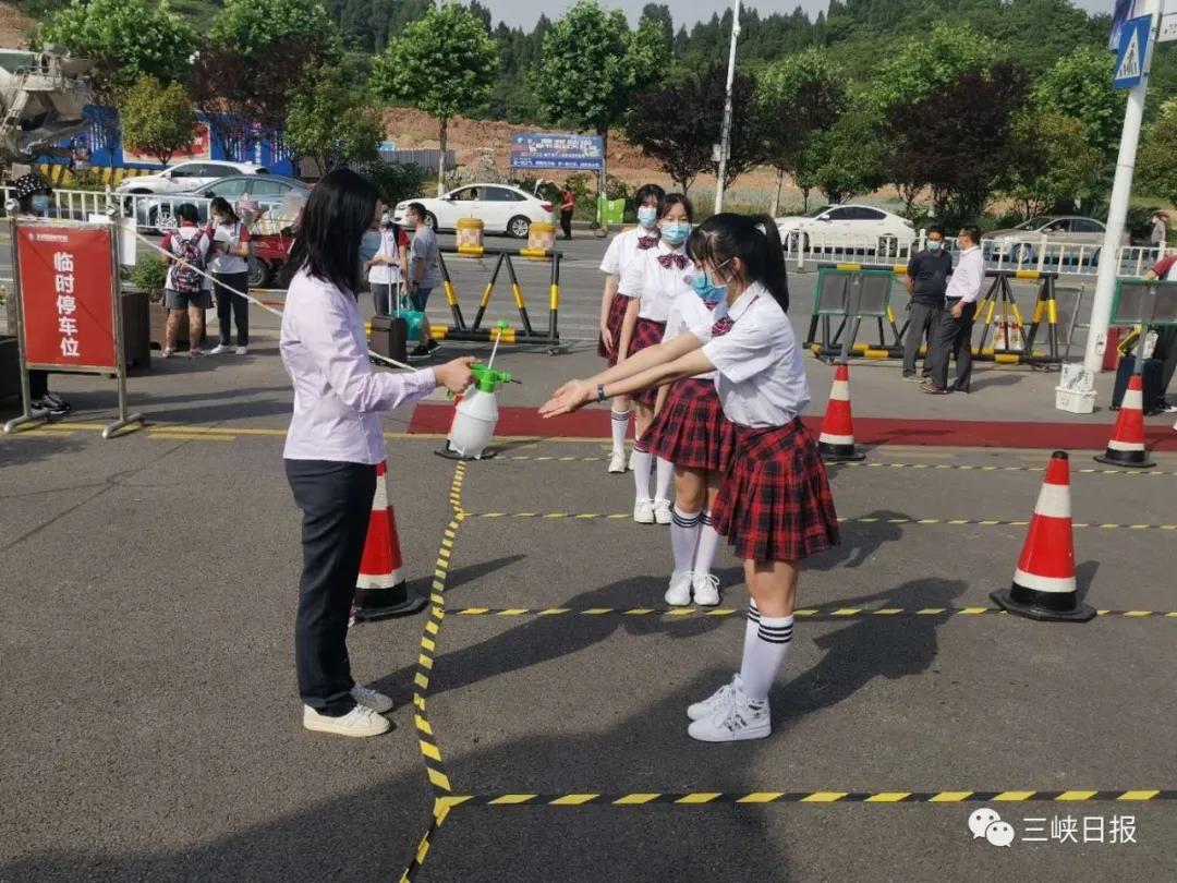 宜昌初中学生总人数,2023年宜昌市初三学生有多少人