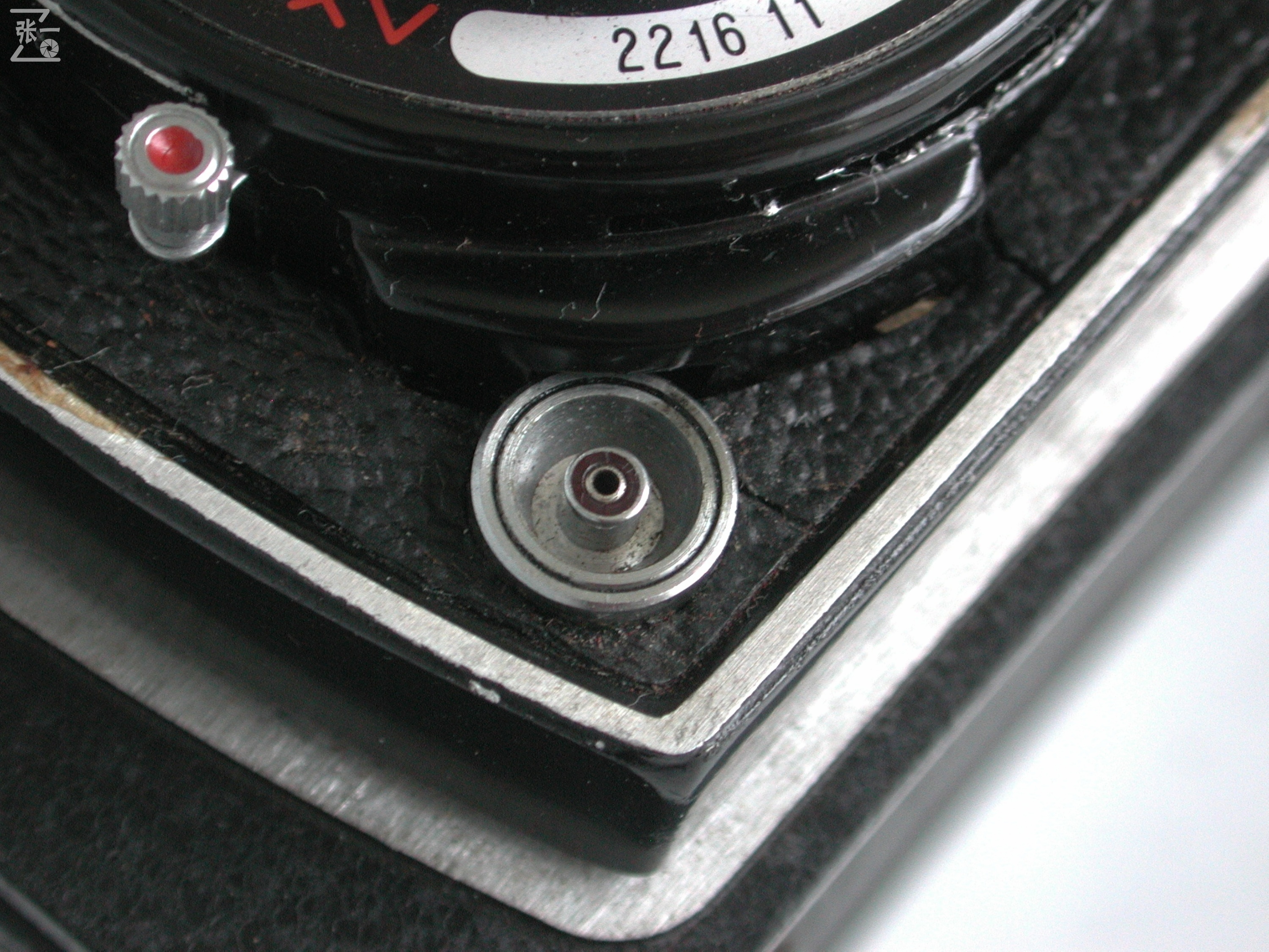 右手调焦的双反照相机：WalzflexIIIA！日本制造