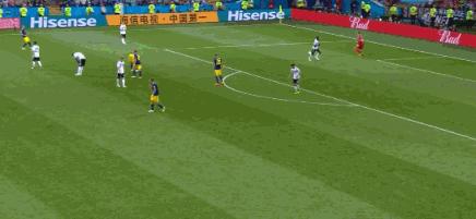 改变门将定位的人诺伊尔,诺伊尔为什么当门将