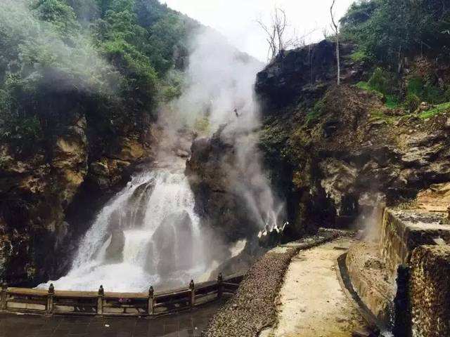 腾冲市热海风景区怀胎井是真的吗,腾冲热海温泉怀胎井图片
