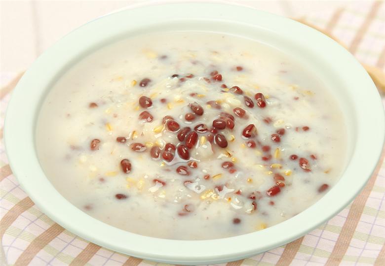 冬季每天喝上这样一碗粥营养健康,冬天早上喝上这碗粥营养又暖和