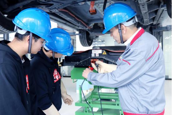 上海博世汽修学校智能网联专业,上海博世汽修学校汽车专业发展史
