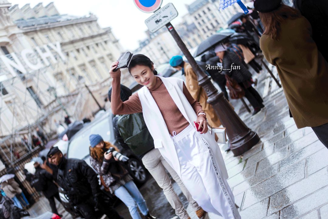 18天30套，把春夏秋冬都穿个遍