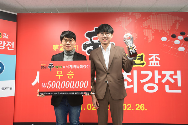 李昌镐李世石lg杯,第六届lg杯第二盘李世石