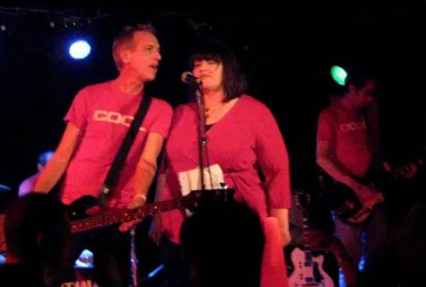 史上最佳十大摇滚乐队首张专辑,一张专辑创中国摇滚最高纪录