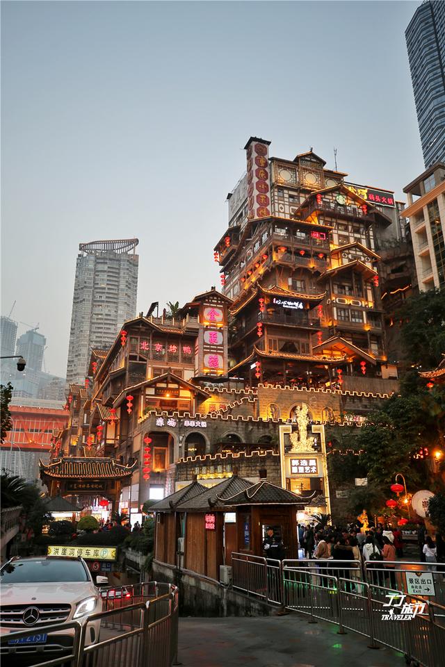 重庆旅游夜景洪崖洞攻略,重庆洪崖洞附近一日旅游攻略