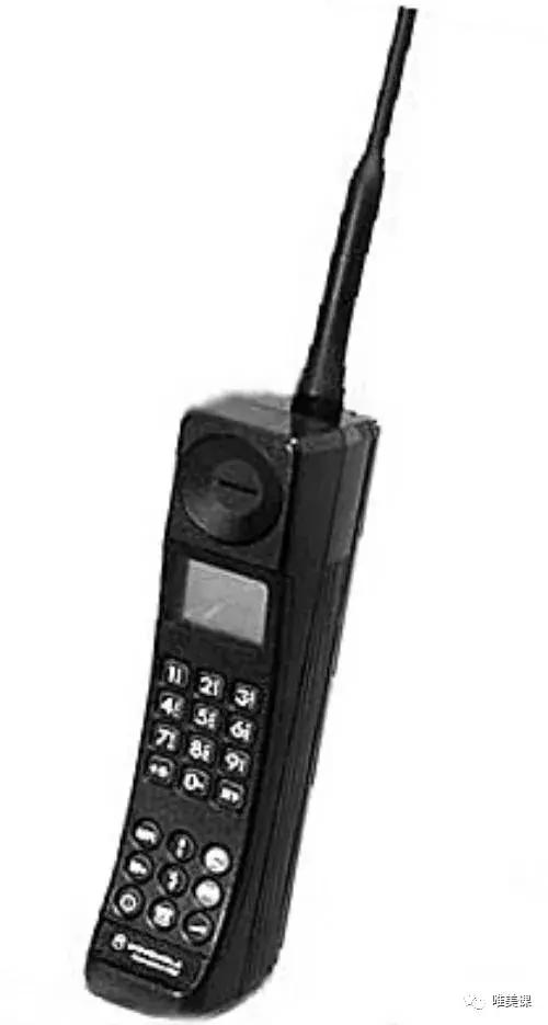 手机发展看似很快其实很慢,手机的发展已经进入瓶颈期了