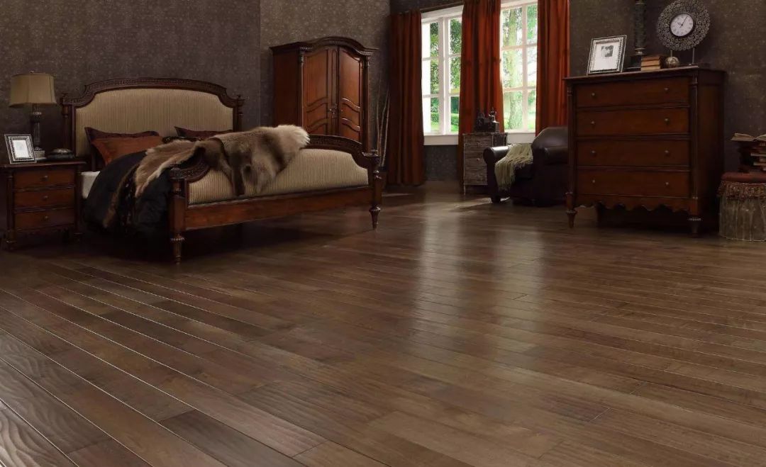 圣象地板价格多少钱一平方,品牌圣象地板