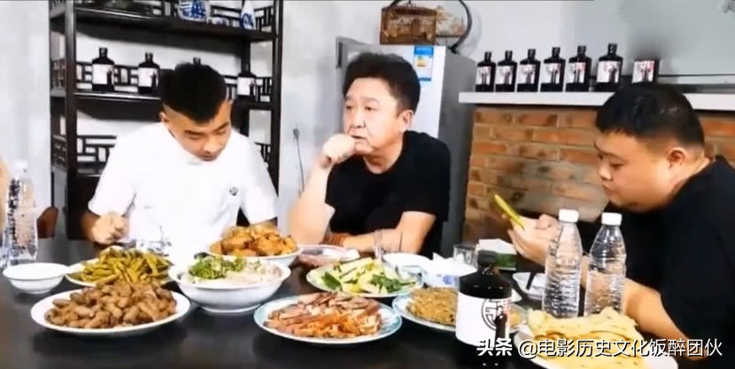 于谦有多喜欢吃卤煮,于谦早餐吃卤煮