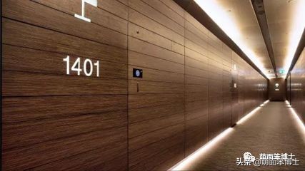 穿阿玛尼什么档次,阿玛尼衣服属于什么档次的品牌