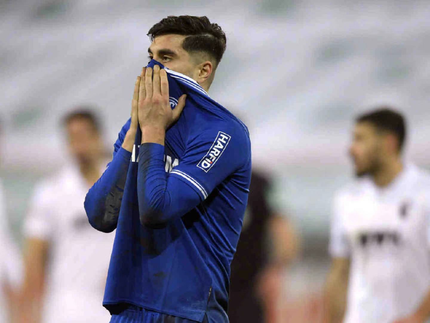 0-0德甲3.9亿劲旅持续低迷,拜仁0:2败给多特蒙德