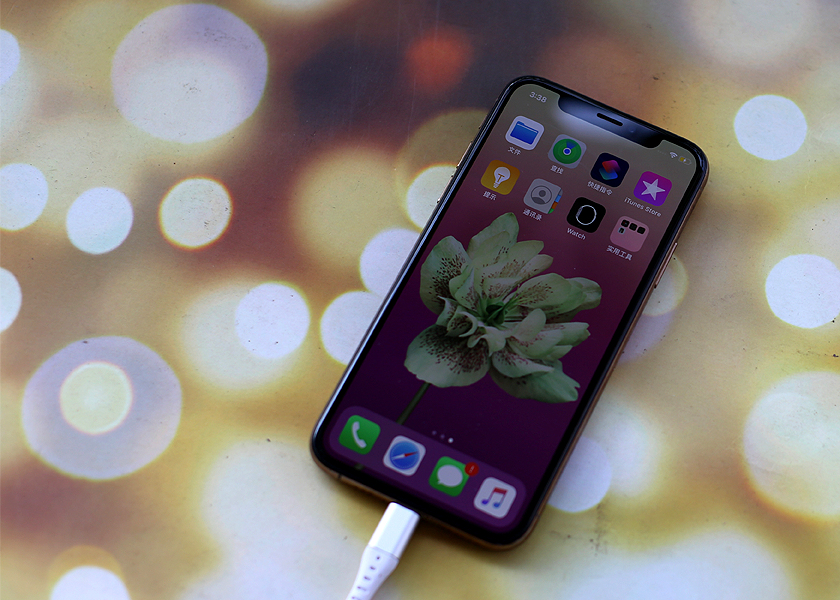 iphone8背夹电池超薄,iphone8plus背夹电池哪个好