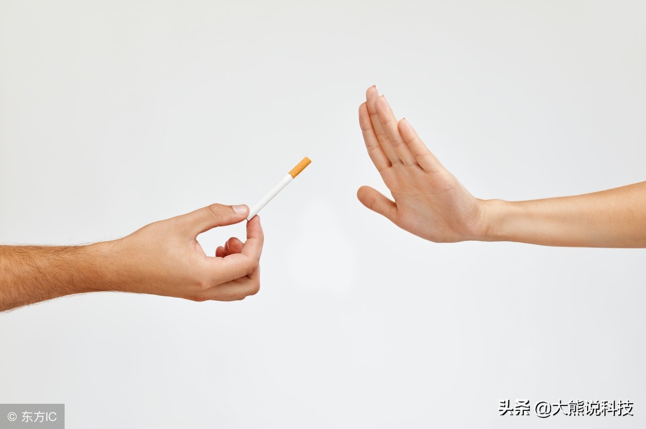 天然气点烟对身体有害吗,电子烟的烟雾进肺有害吗