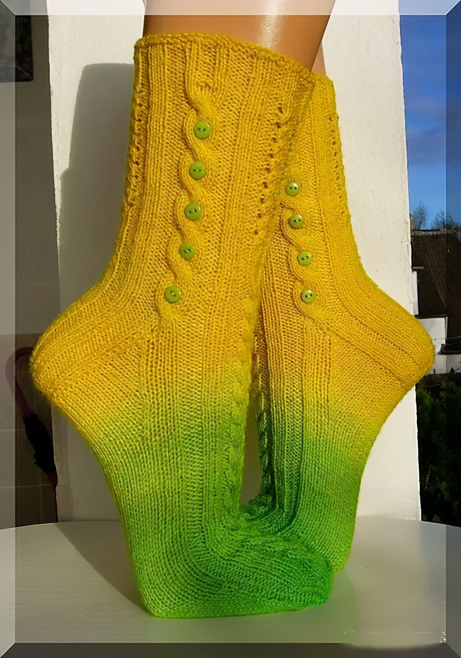 自己织的毛线袜,在家穿的毛线袜怎么织