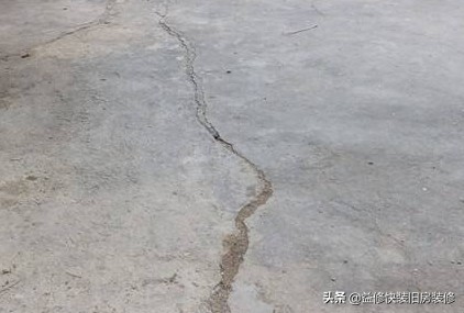 老房子地基裂缝如何修补,老房水泥墙裂缝怎样修补