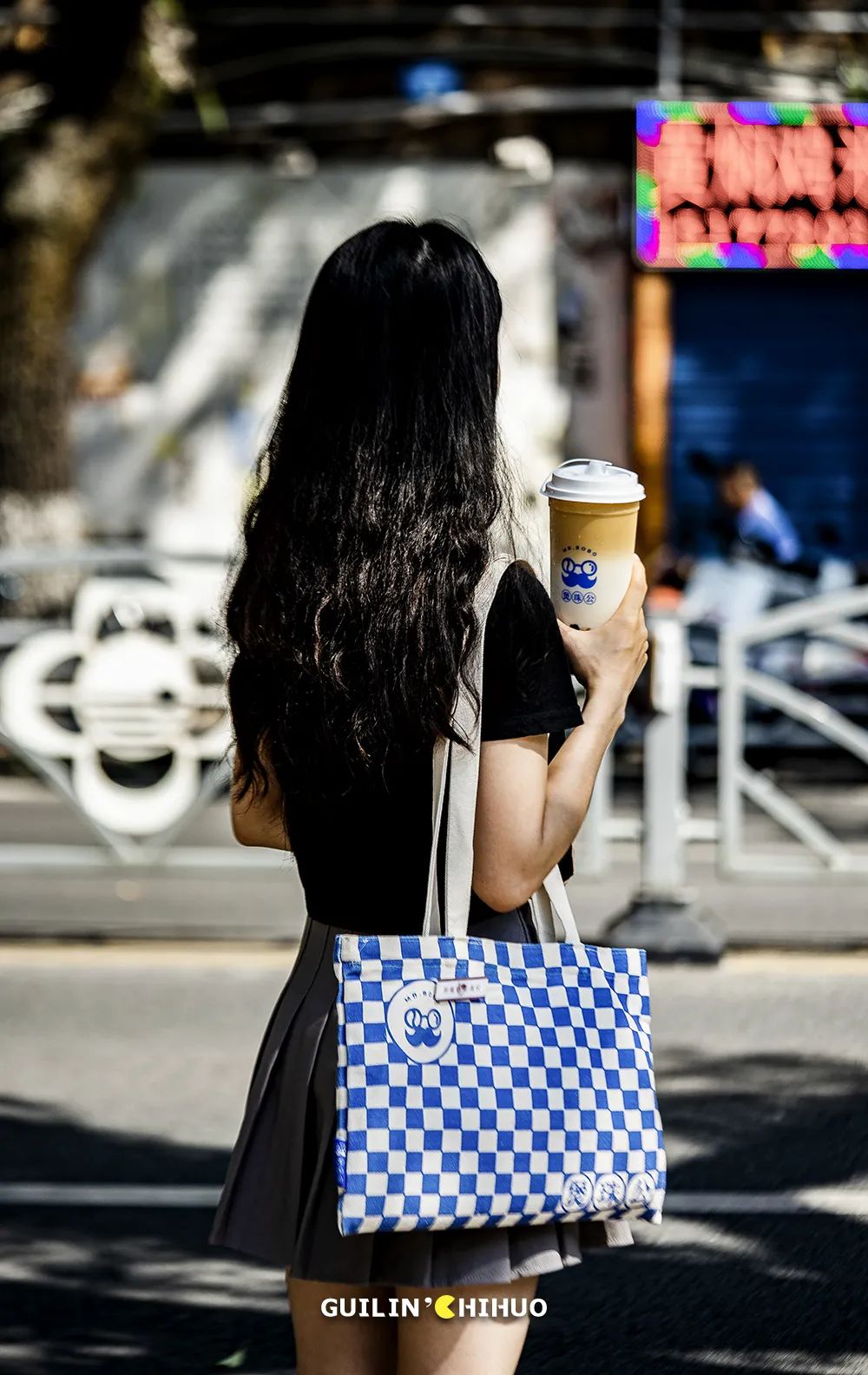 月售1000单的奶茶店,月销8000的奶茶店