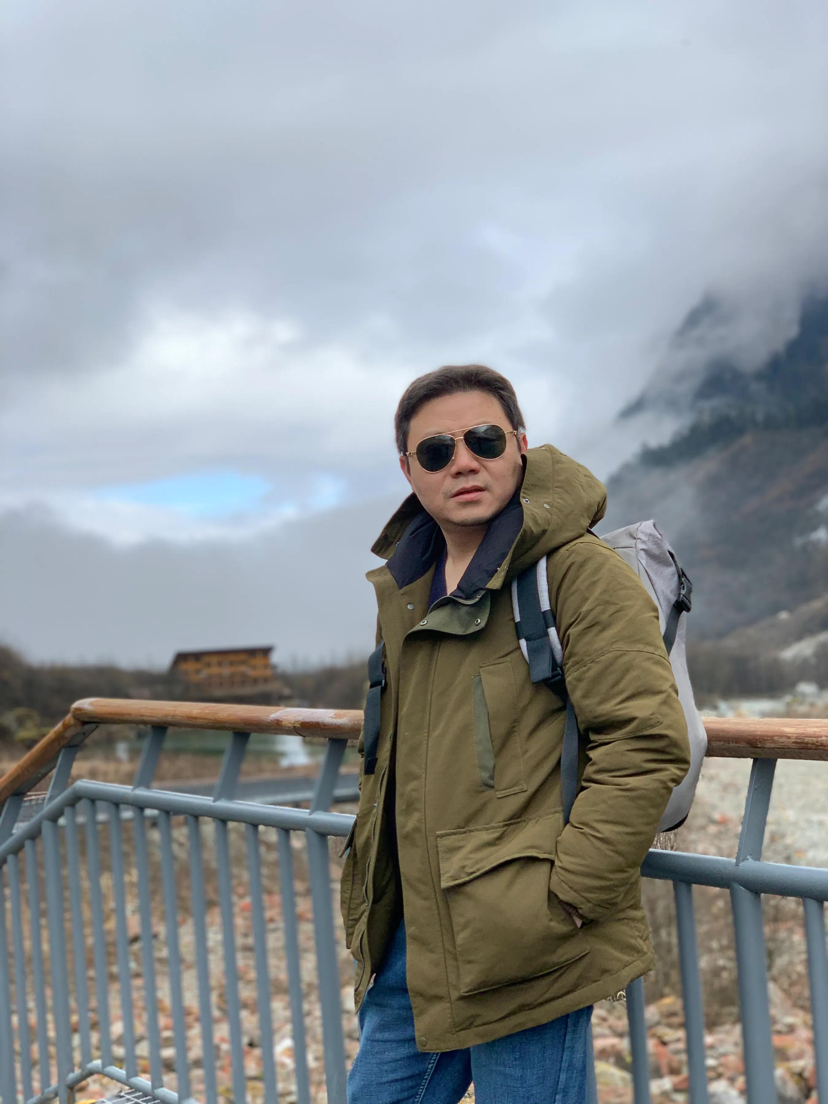 海螺沟燕子沟旅游攻略,海螺沟和燕子沟哪个更值得去