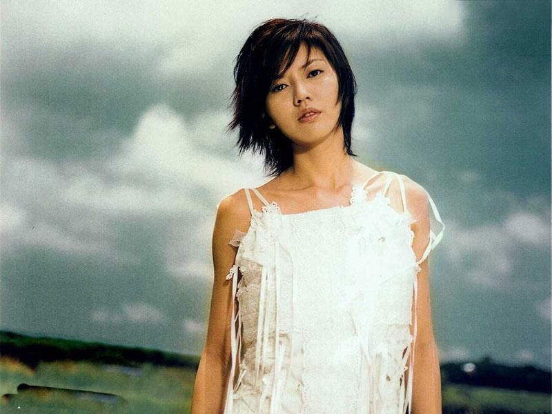 被00后称为“冷门歌手”的孙燕姿，为什么能获得6亿个赞？