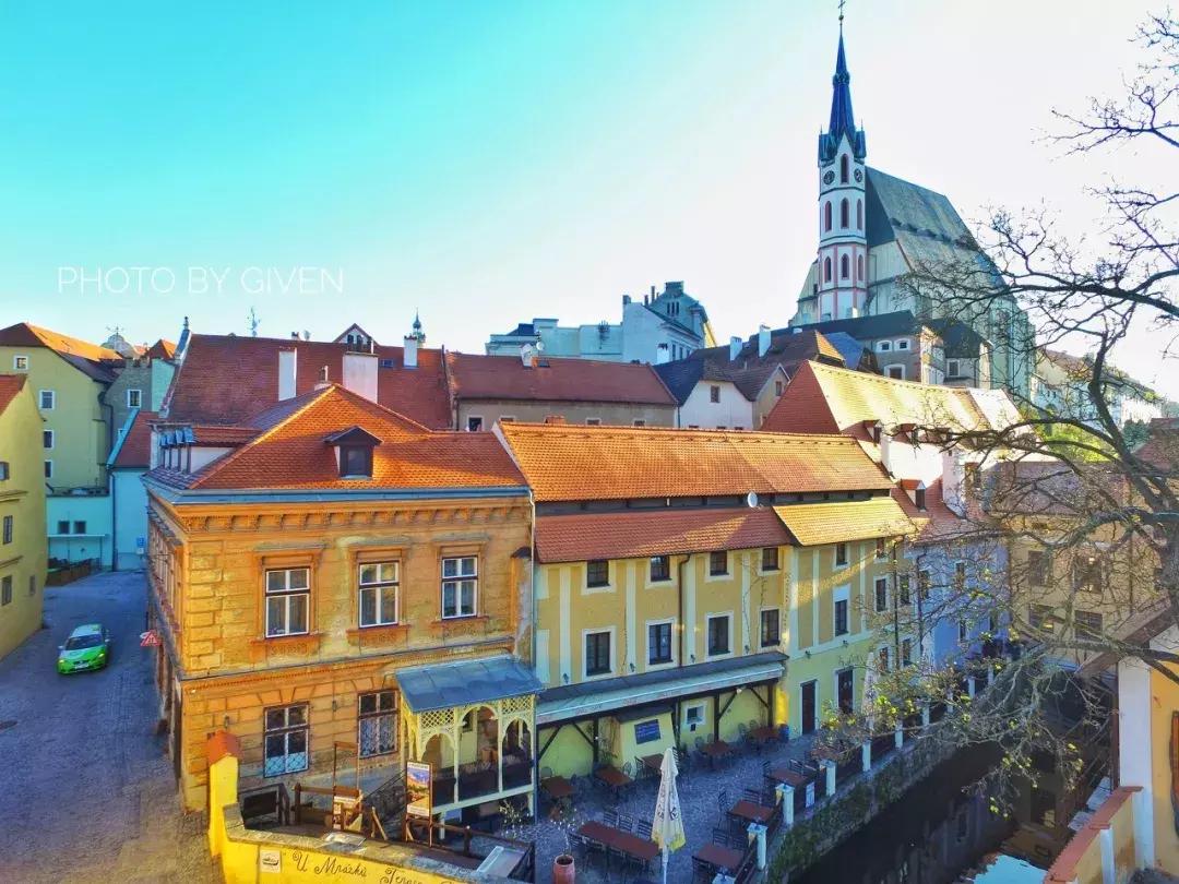 月薪三千最值得去的三个国家,九个月入3000能去的国家