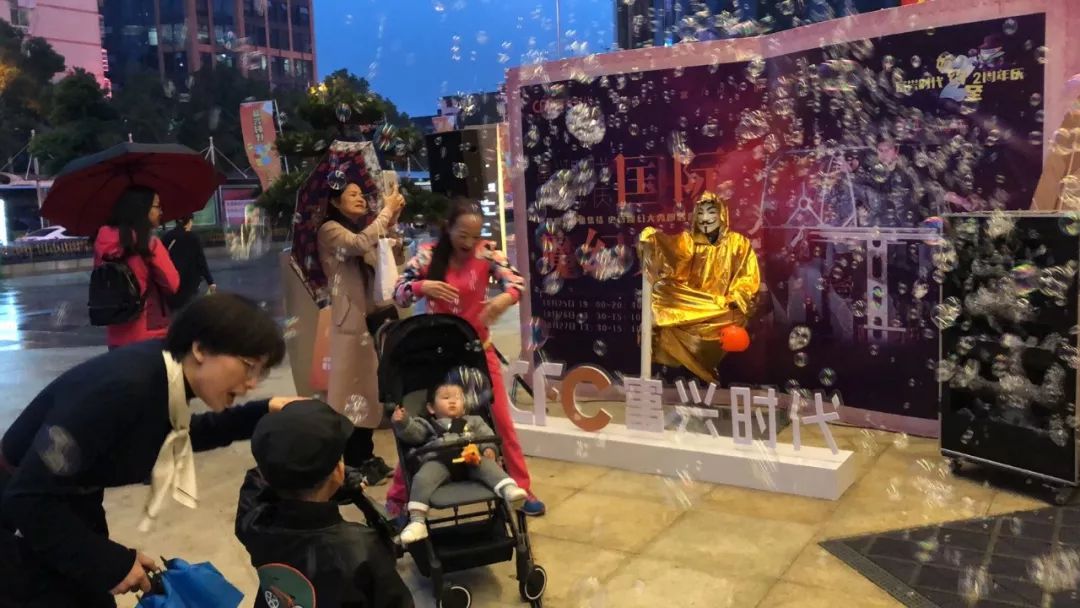 璐墿涓績鍙戠敓浜嬩欢,璐墿涓績鍙戠敓鐨勪竴浠朵簨