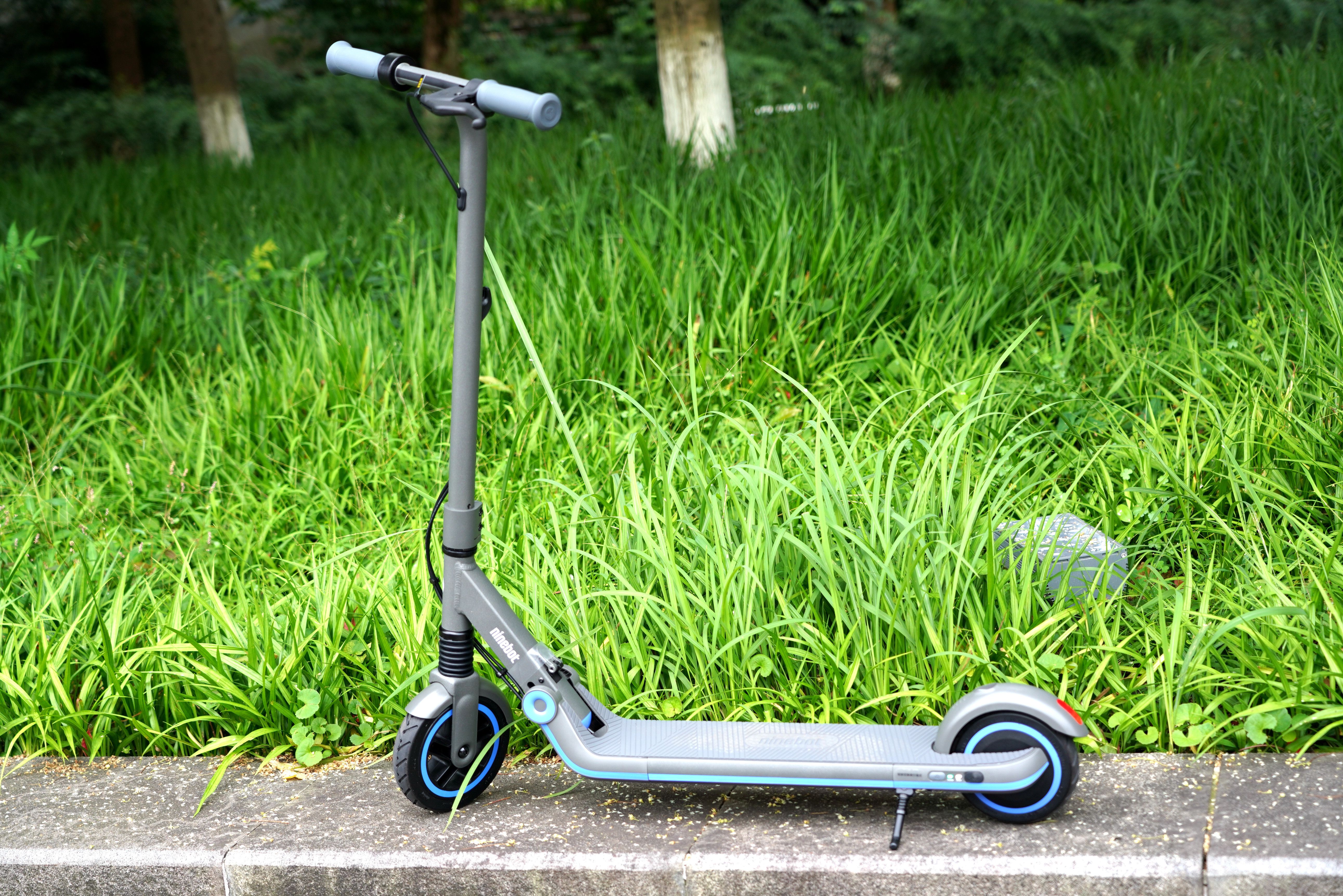 很不简单的玩具,九号儿童电动滑板车e10如何折叠