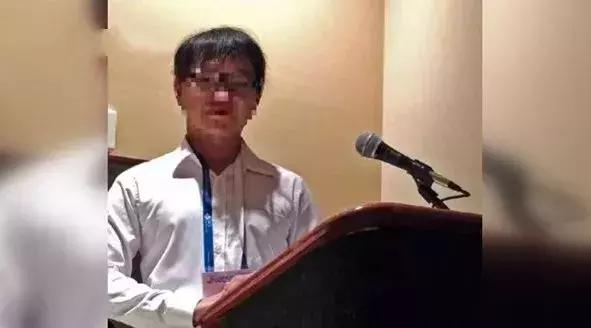 女子和孩子进家门被尾随,女童在小区被陌生男人尾随