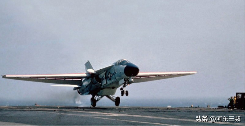 省钱并不代表好用，被国防部坑惨的F-111B“海猪”舰载机