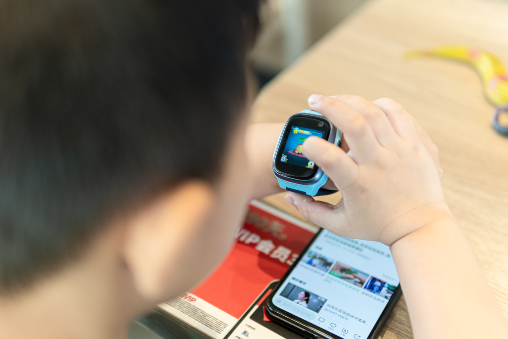 360儿童手表我的安全由你守护,360儿童手表p1pro和s1的区别