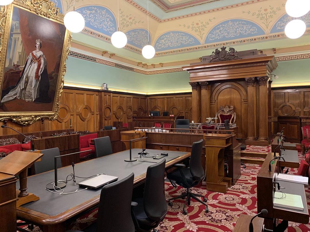 塔斯马尼亚心形小岛,降落西沙群岛