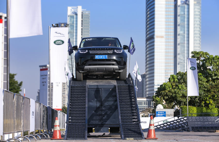 路虎发现神行2018款240psse版,路虎发现运动版沉浸式体验