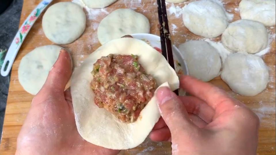 低筋高筋中筋面粉都适合做什么,教你区分高筋低筋面粉