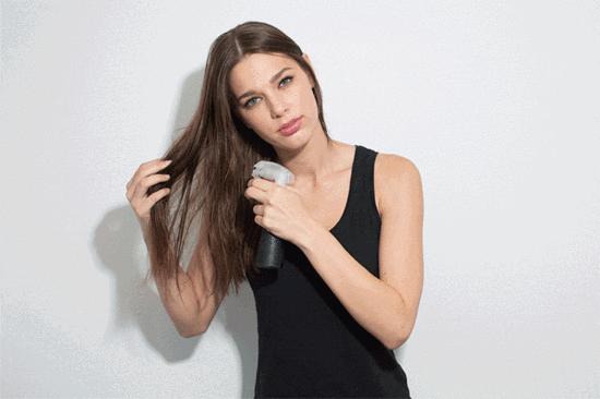 头发出油干燥脱发是什么原因,夏季头发出油严重